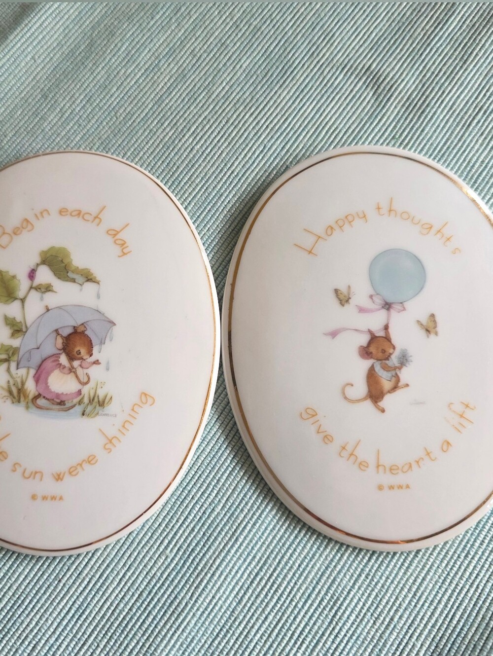 VTG 1970s Mini Porcelain Plaques - Set Of 2